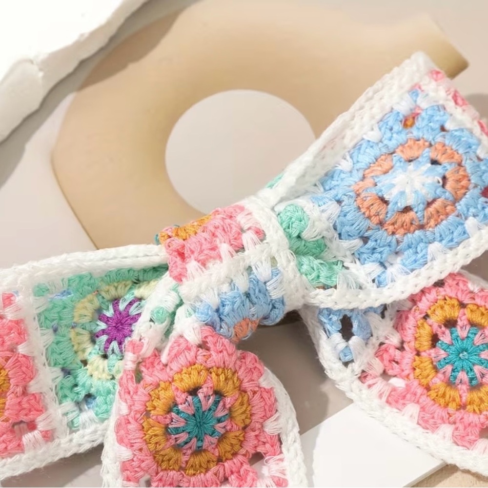 Crochet Floral Hair Bow Clips (Set of 3) | Cottagecore Romantic Hair Accessories - Picture 8 of 9